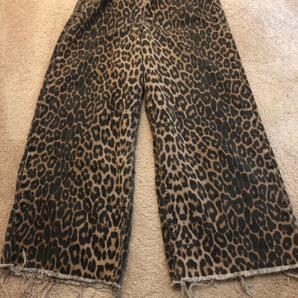 EUC Zara leopard gaucho jeans - Picture 7 of 7